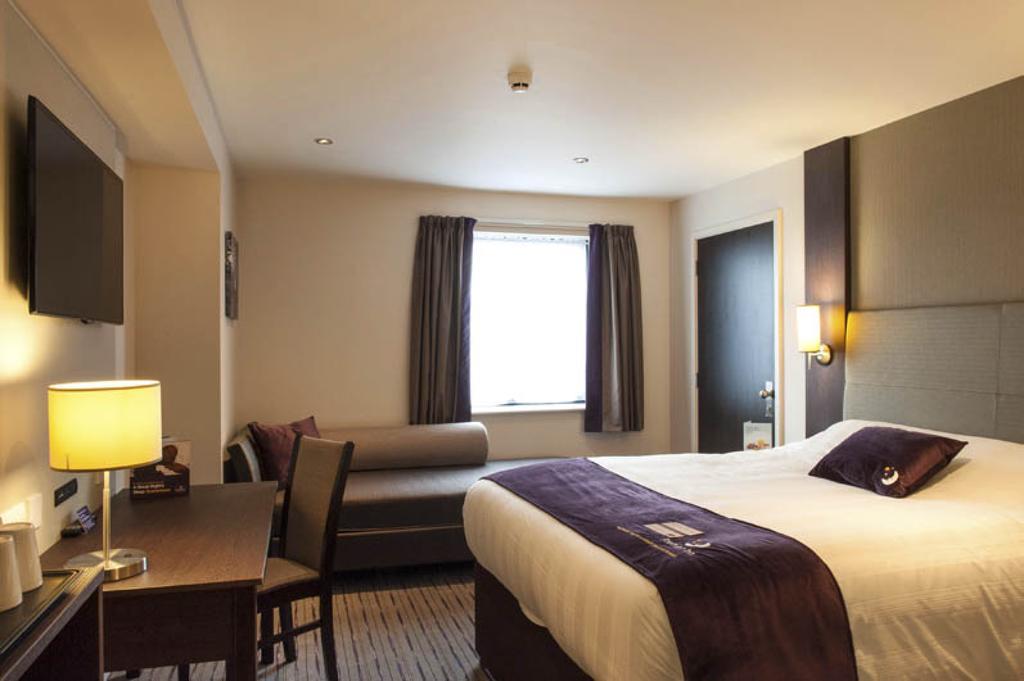Premier Inn Aberdeen - Anderson Drive Exterior photo