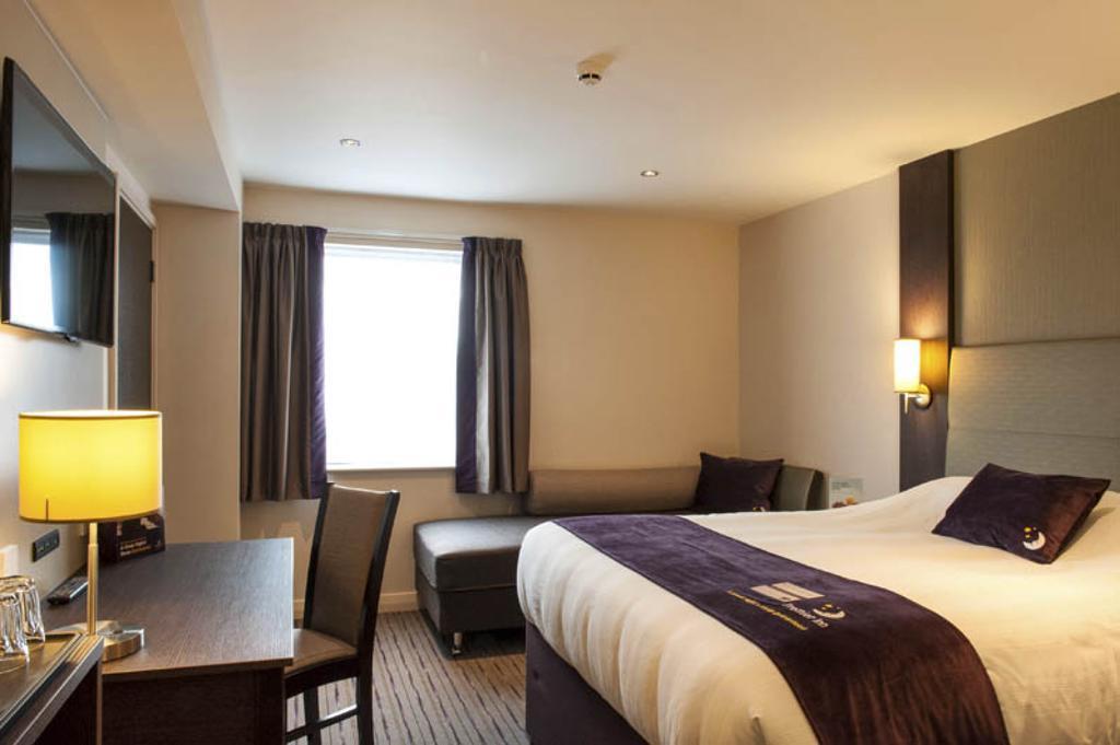 Premier Inn Aberdeen - Anderson Drive Exterior photo