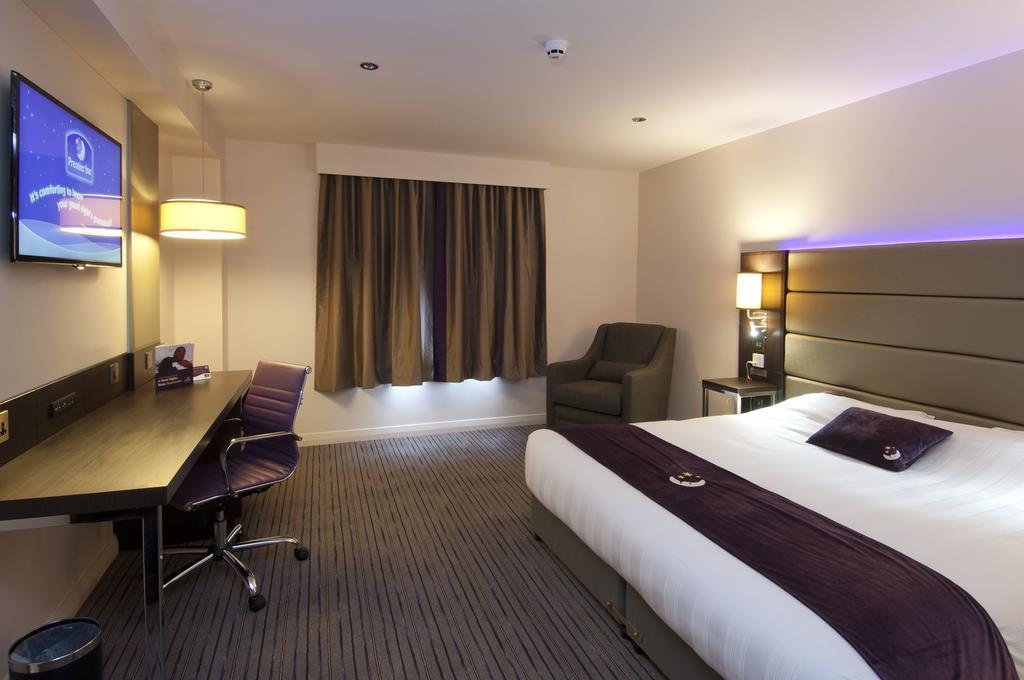 Premier Inn Aberdeen - Anderson Drive Exterior photo