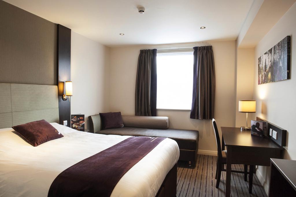 Premier Inn Aberdeen - Anderson Drive Exterior photo