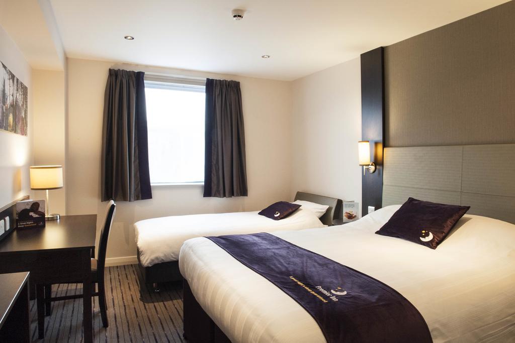 Premier Inn Aberdeen - Anderson Drive Exterior photo