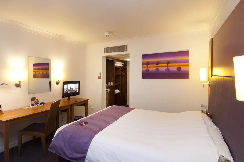 Premier Inn Aberdeen - Anderson Drive Exterior photo